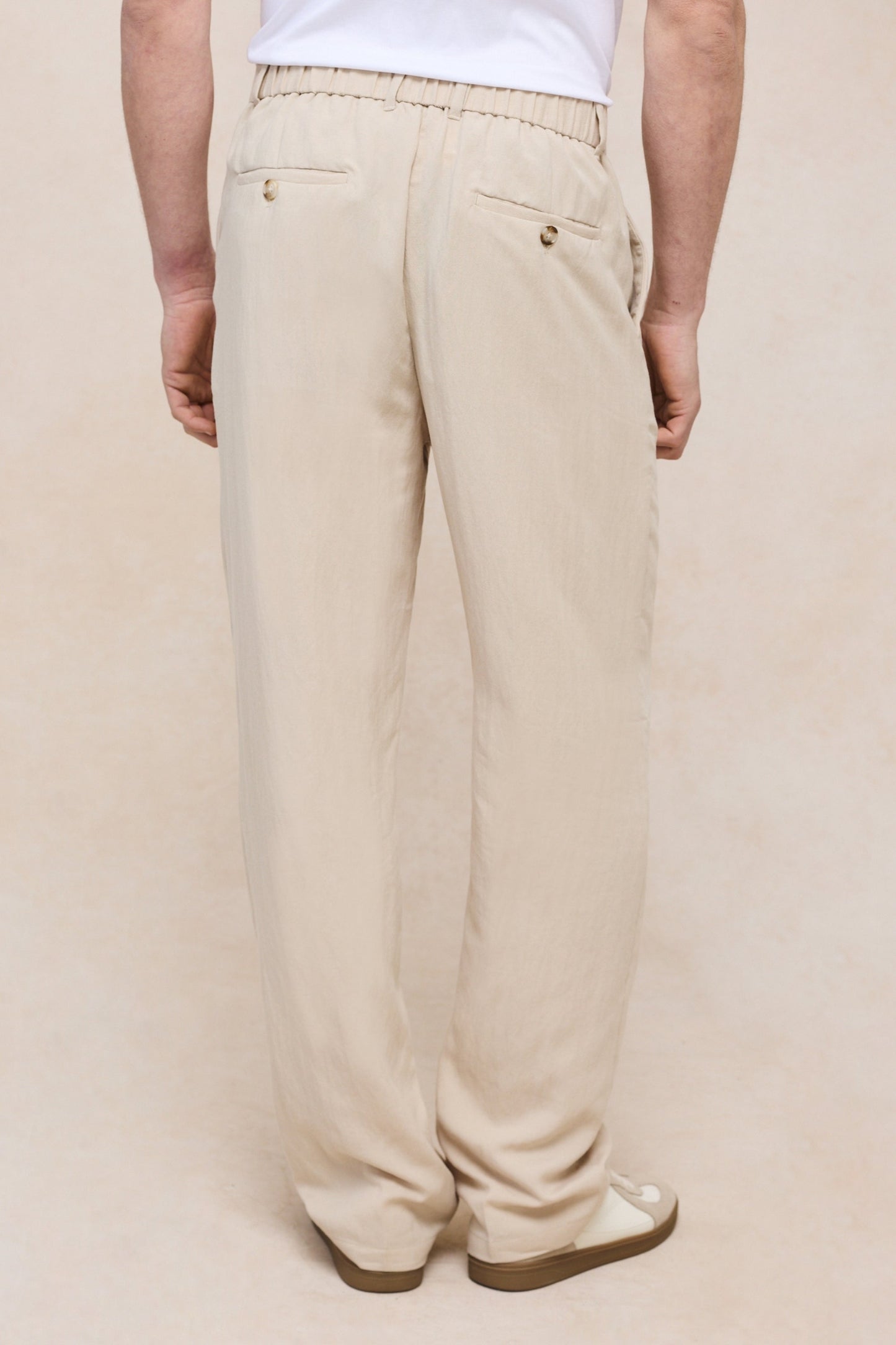 Helio Pleated Relaxed Trouser - Beige