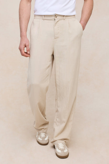 Helio Pleated Relaxed Trouser - Beige